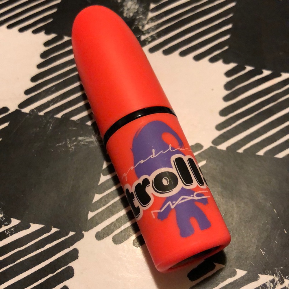 Mac Trolls Lipstick- Sushi Kiss